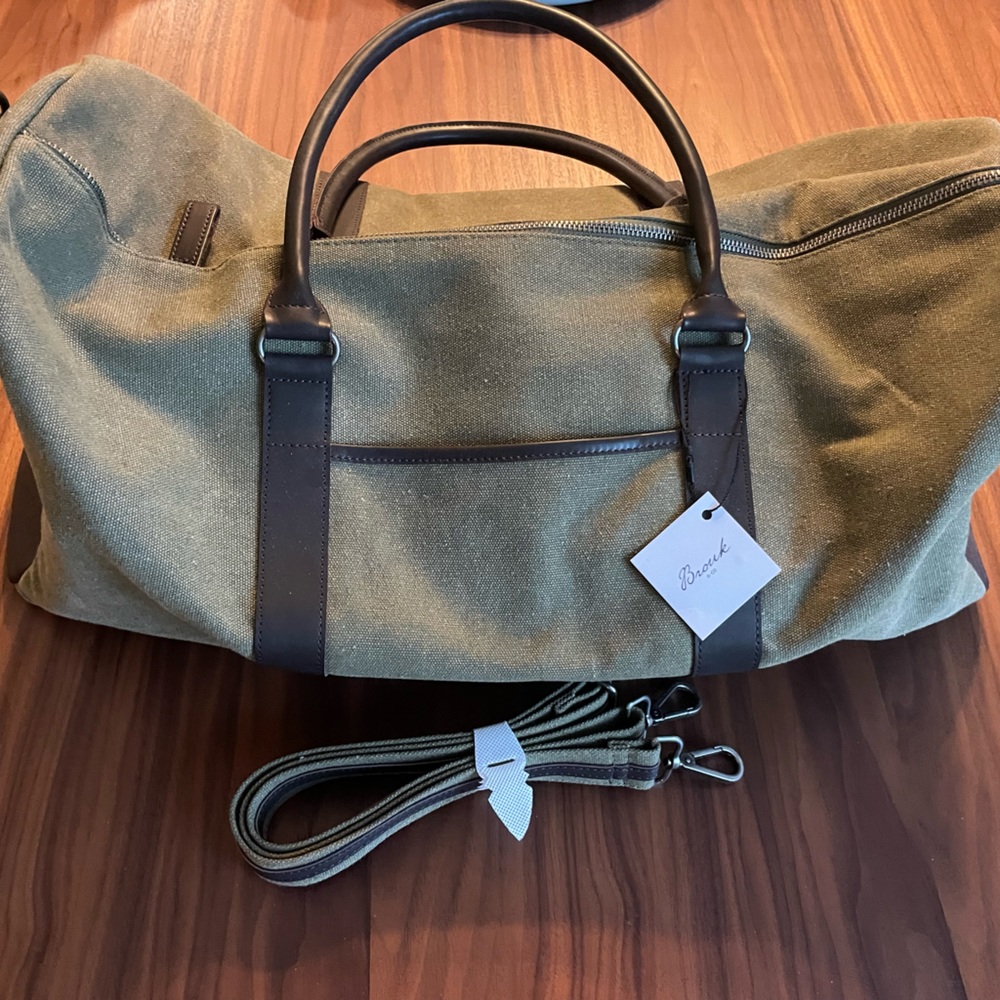 Brouck & Co. Excursion Duffel Bag in Kahki